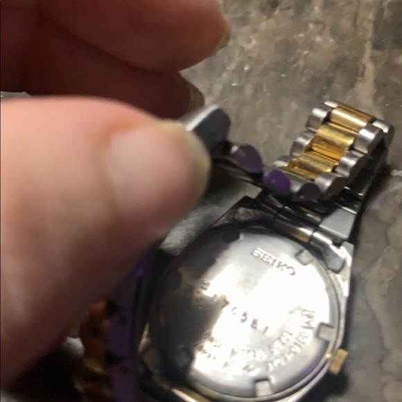 Watch - Picture 2 of 3